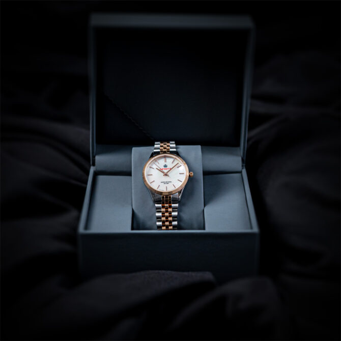 iNFINITY Queen De Paris Watch for Women