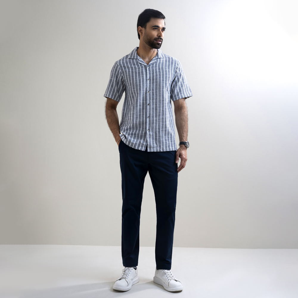 Richman Men's Half Sleeve Off-White Stipe Printed Hawai Shirt